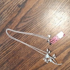 NWT Betsey Johnson Dragonflies Necklace
